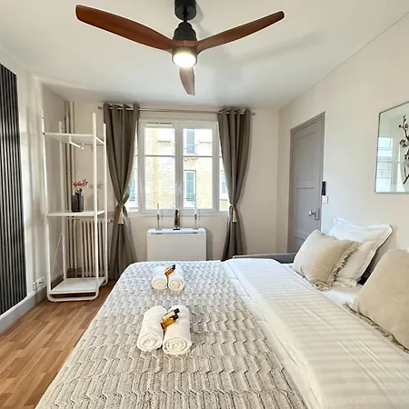 1566 - Beautiful Studio Near Parc Des Expositions アパート *